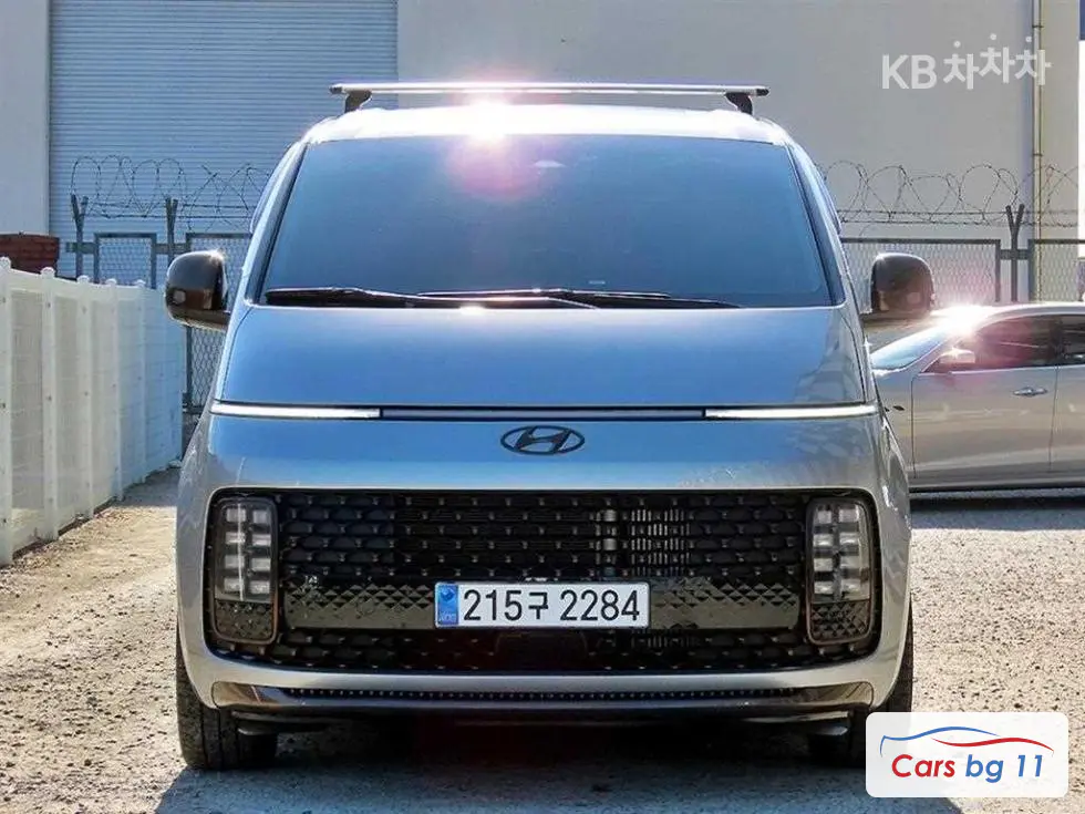 Hyundai Staria Lounge2.2 Lounge 9 AWD Prestige