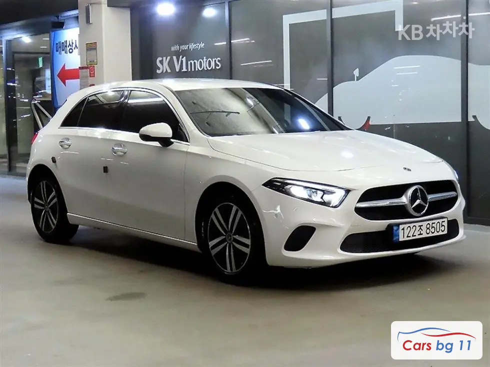 Mercedes-Benz A-Class(W177) A220 Sedan -