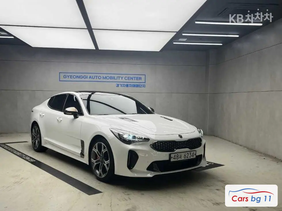Киа Stinger2.0 Турбо 2WD Платинум