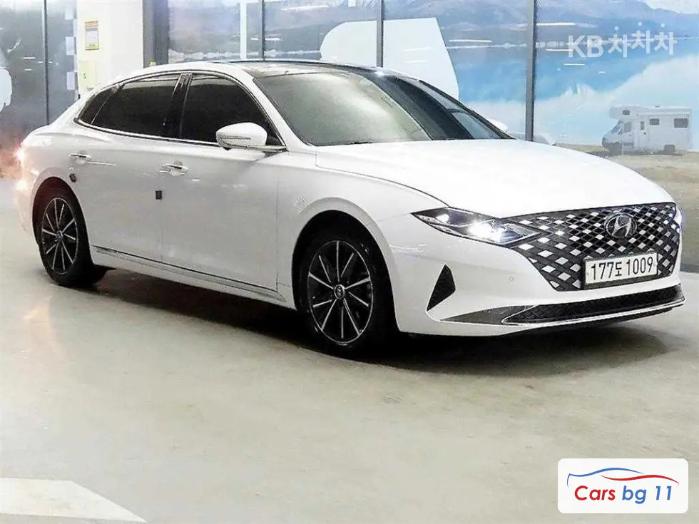 Hyundai The New GrandeurLPi 3.0 Rental car Exclusive