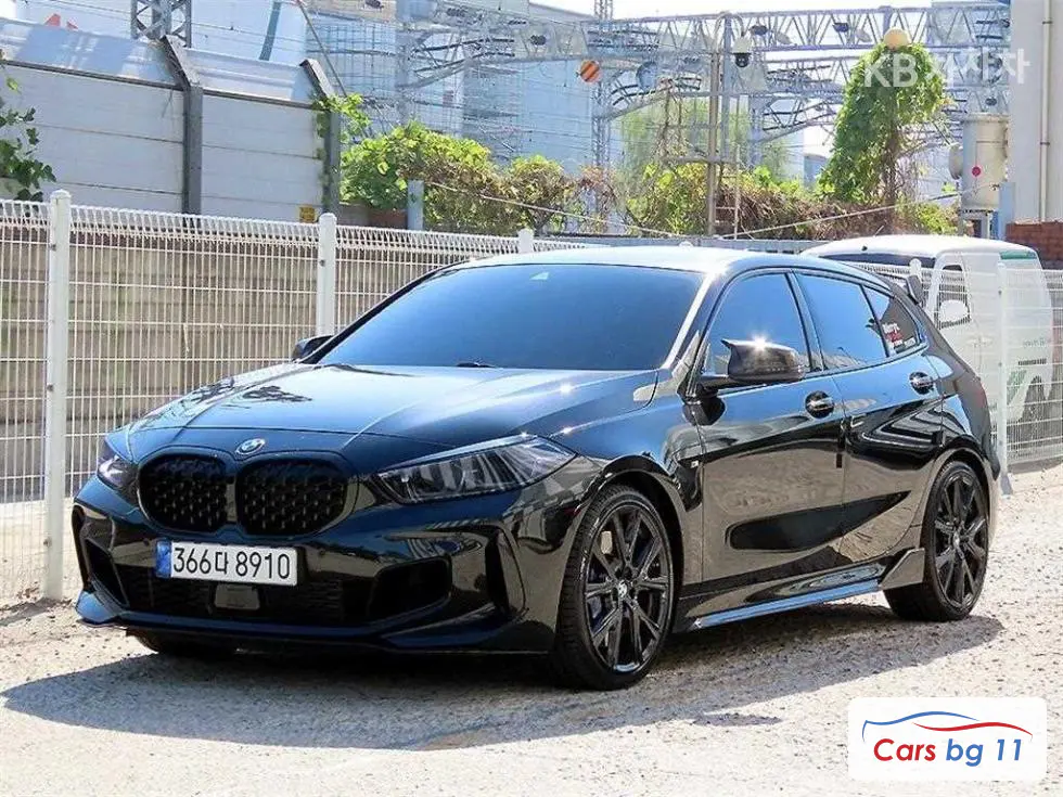 BMW 1 Series (F40) M135i xDrive Standard