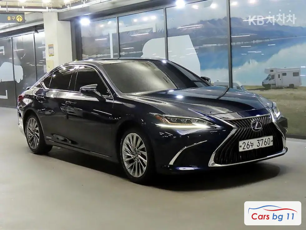 Lexus New Generation ES300h Executive
