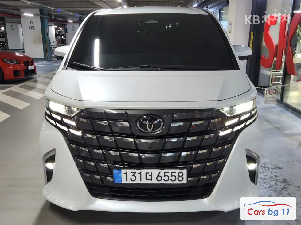 Toyota ALPHARD(AH30)2.5 HEV AWD Стандартен