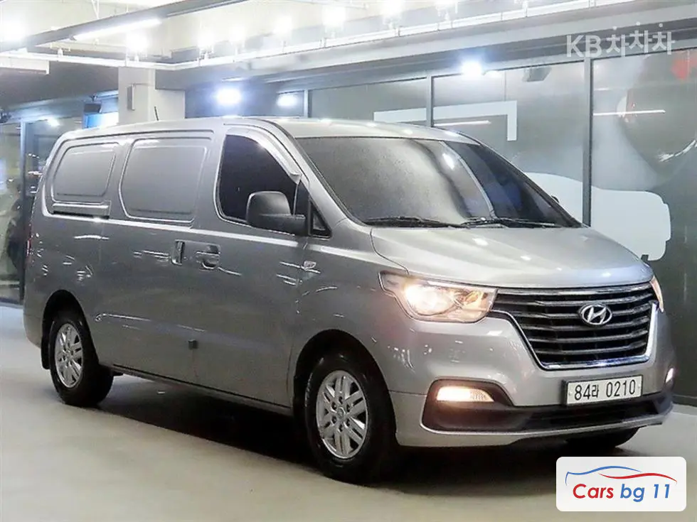 Hyundai The New Grand StarexVan 3-seater Smart