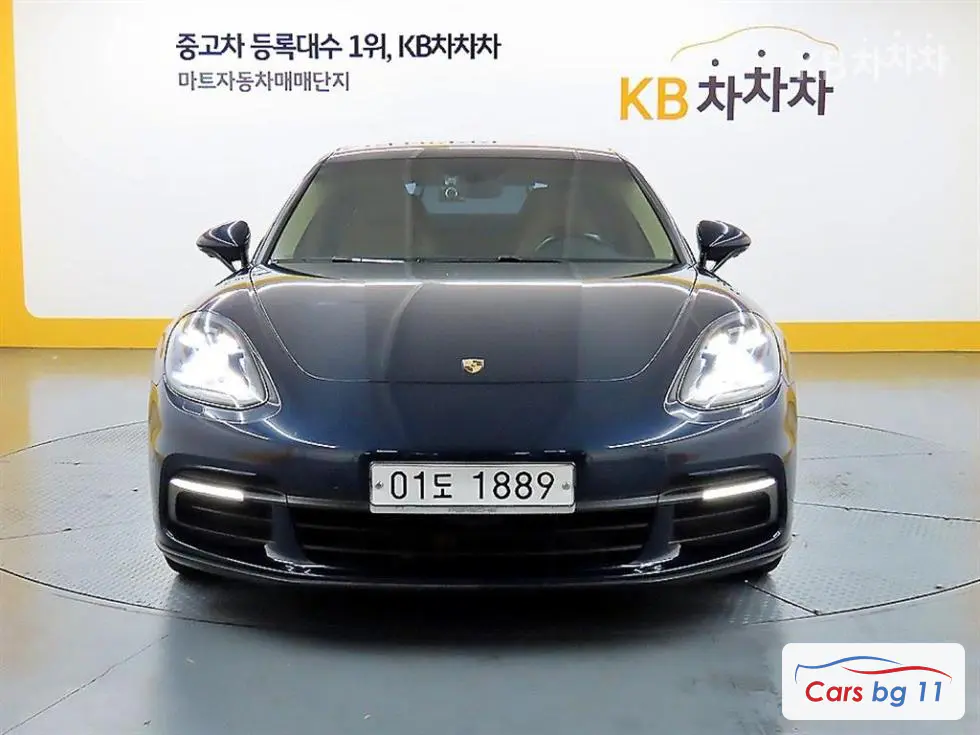 Porsche Panamera (971)3.0 4 Standard