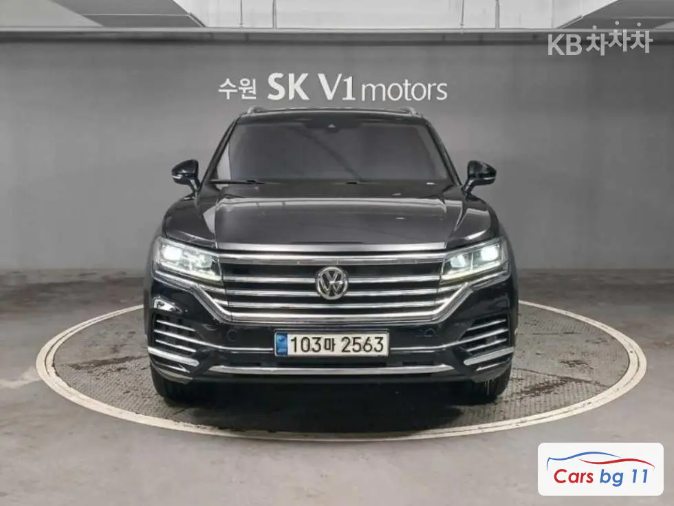 Volkswagen Touareg 3-то поколение3.0 TDI Prestige