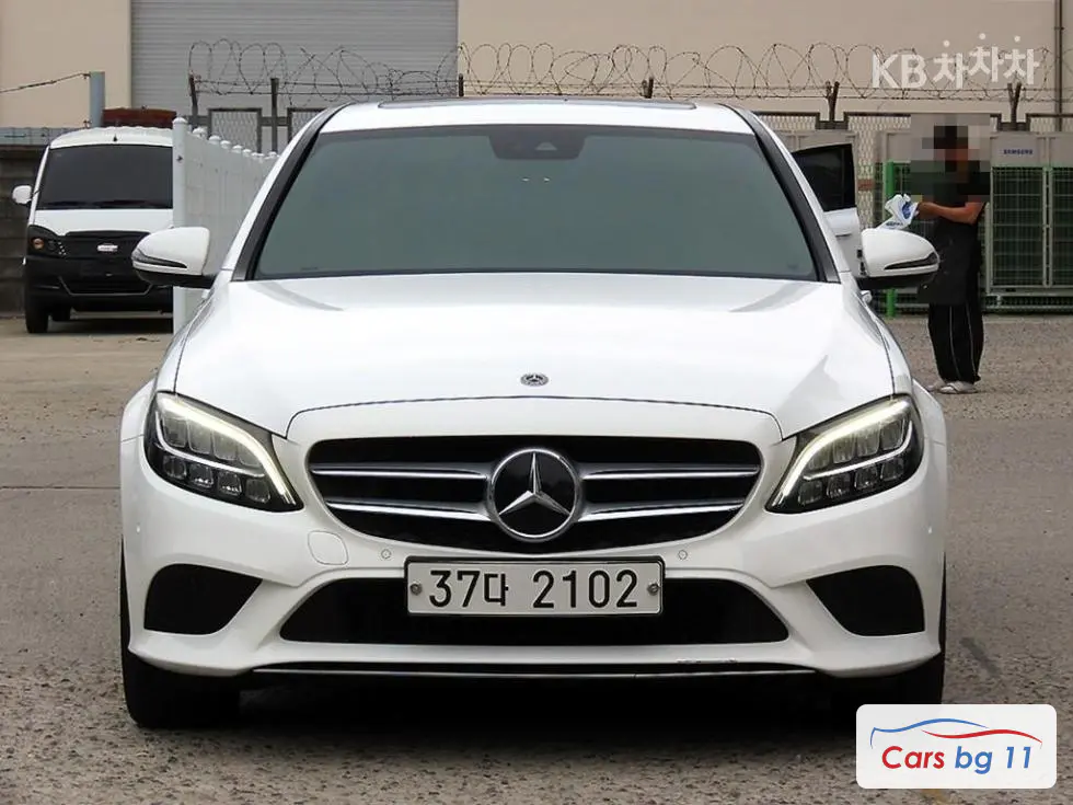 Mercedes-Benz The New C-КласC220d Avantgarde W205