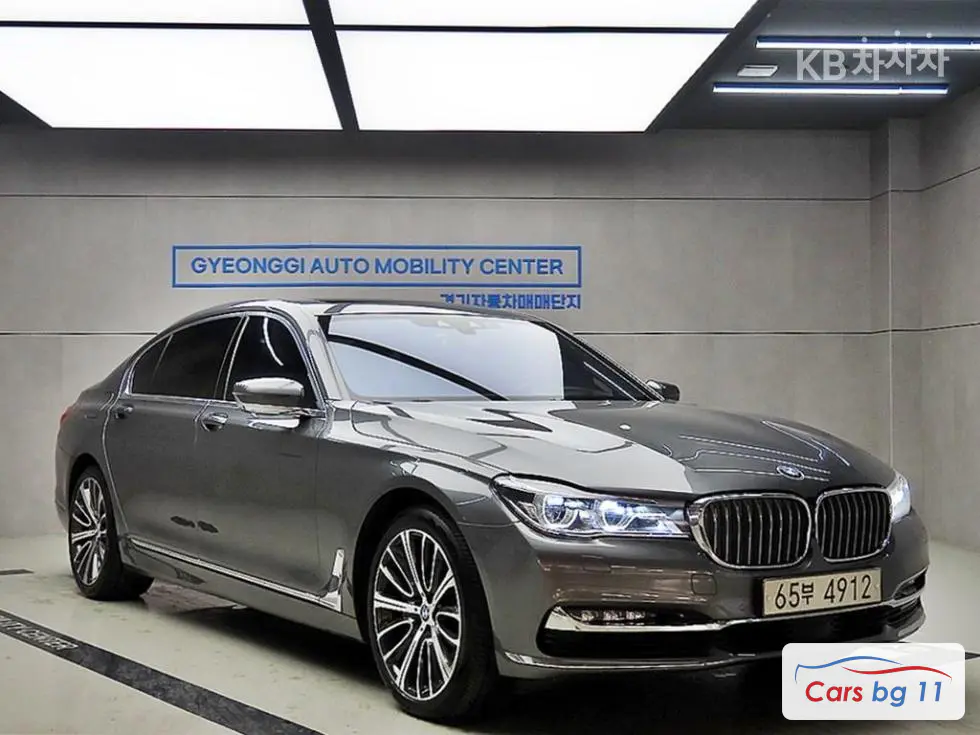 BMW 7 Series (G11)750Li xDrive Стандартен