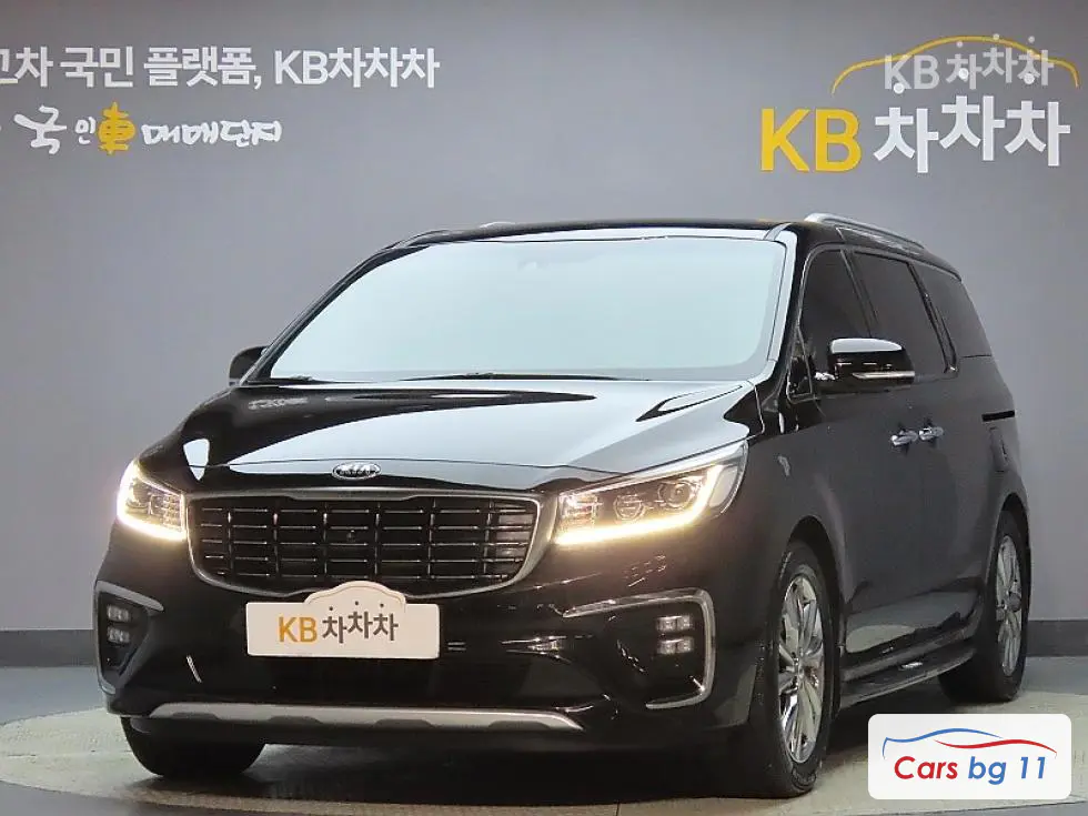 Kia The New Carnival7-seater 3.3 Gasoline Limousine President