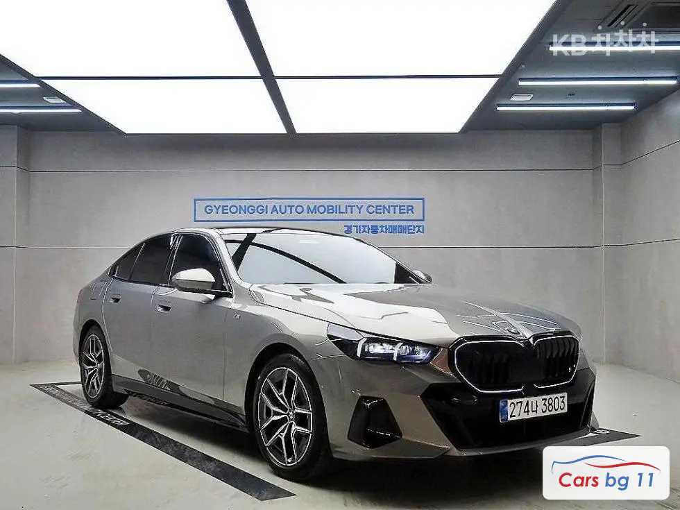 BMW New5 Series(G60)520i Standard