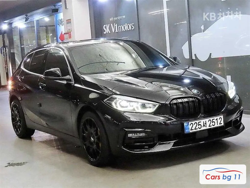 BMW 1 Series (F40)118d Sport Line