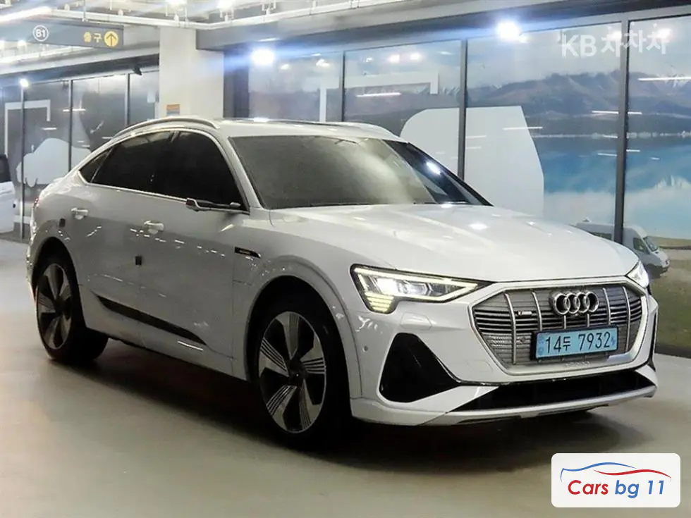 Ауди e-tron55 Quattro Sportback Стандартен