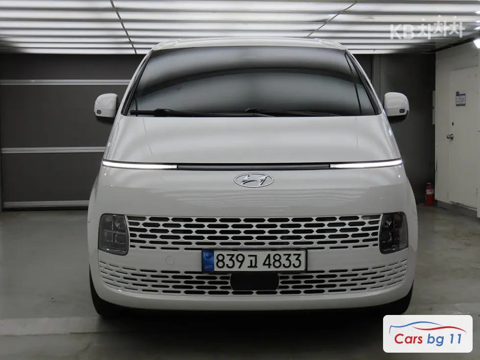 Хюндай Staria Cargo2.2 Cargo 5 Modern