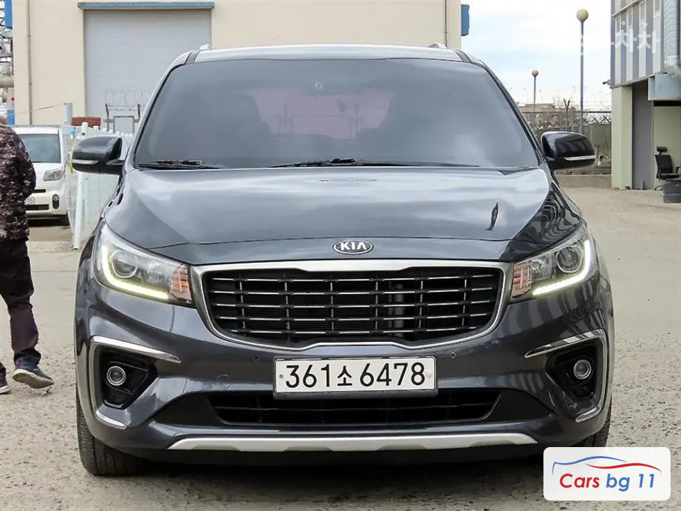 Kia The New Carnival9-seater 2.2 Diesel Luxury
