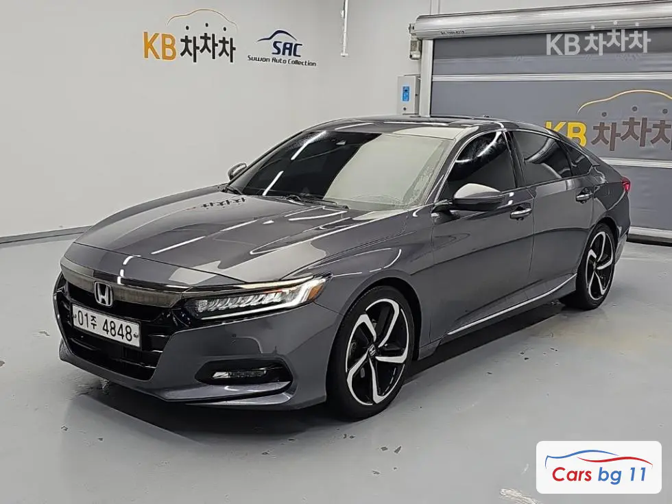 Honda Accord 10th generation2.0 Turbo