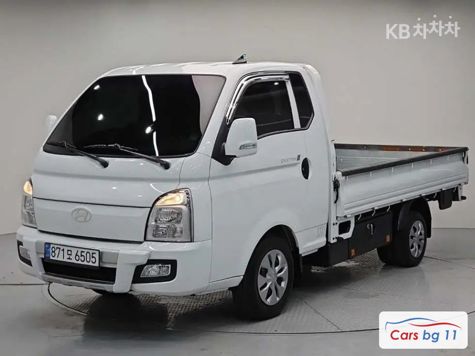 Hyundai Porter 2Extra Long Super Cab LPG Premium