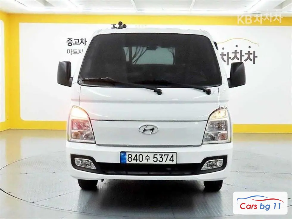 Хюндай Porter 2Удължено междуосие Box Truck Super Cab SUP