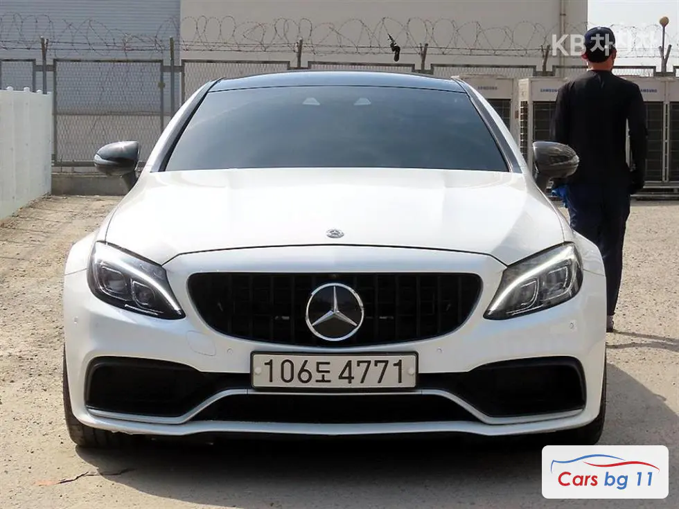 Mercedes-Benz The New C-КласC63 S AMG Coupe