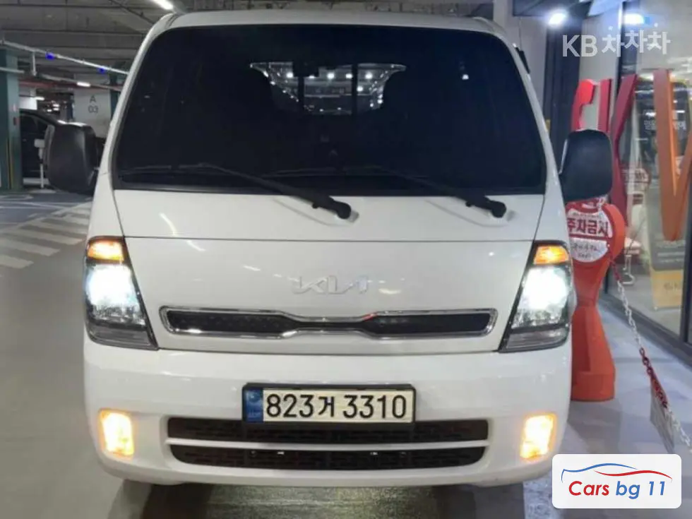 Киа The New Bongo 31 тон Двойна Кабина Удължено междуосие 2WD L Базов