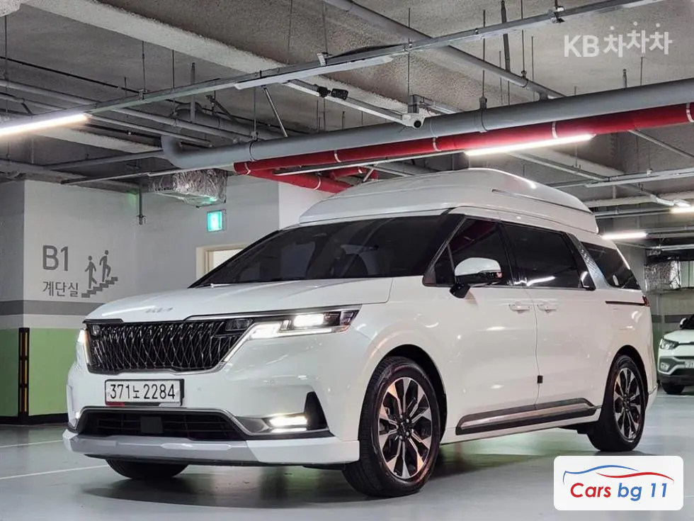 Kia Carnival 4th generationHigh Limousine G3.5 GDI 7-seater Signature