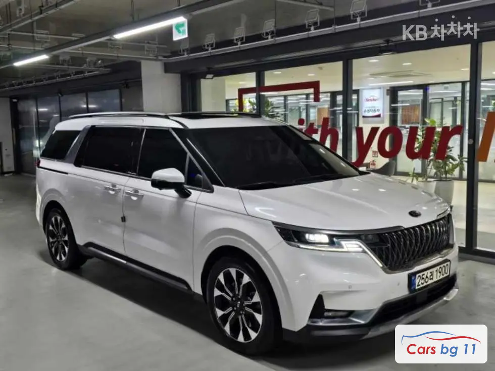 Kia Carnival 4th generationD2.2 9-seater Signature
