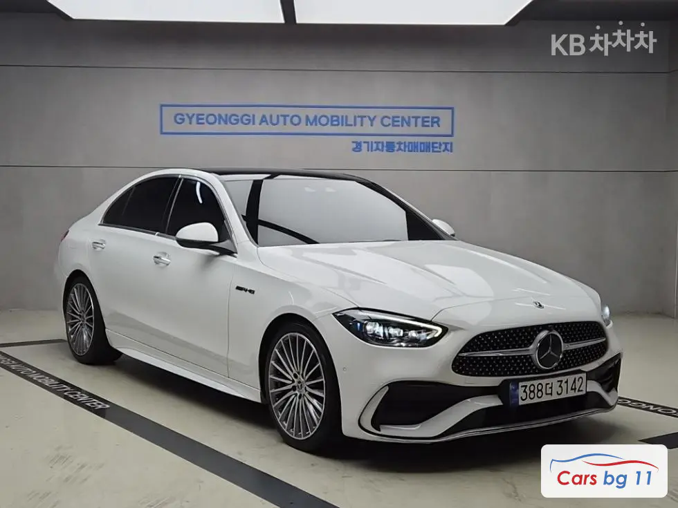 Mercedes-Benz The New C-ClassC300 4Matic W205