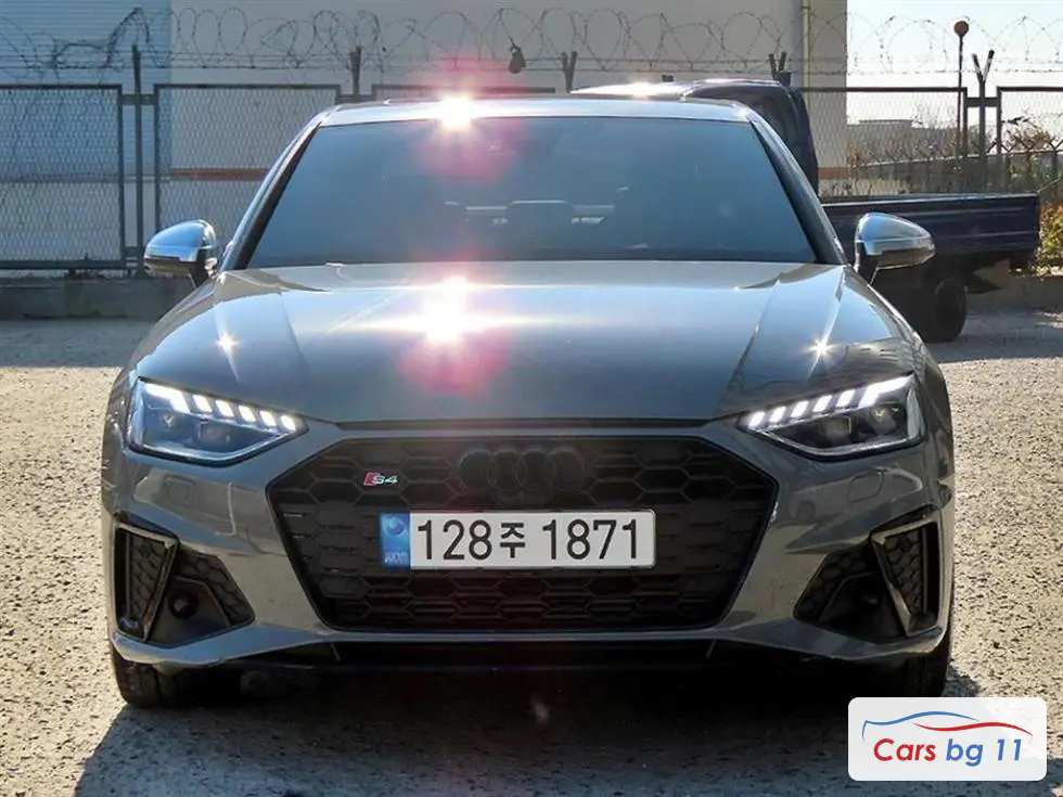 Ауди S4(B9)3.0 TFSI Стандартен