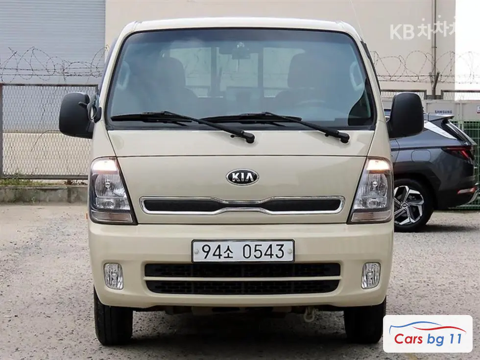 Киа The New Bongo 31 тон Королевска кабина Удължено междуосие 2WD L