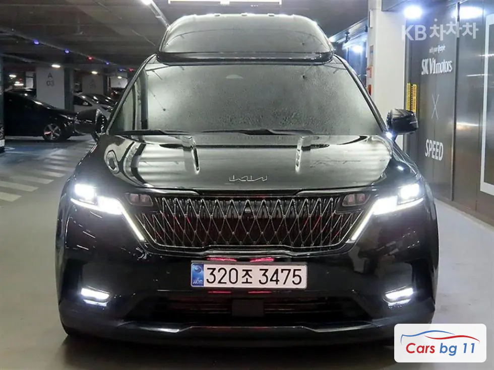 Kia Carnival 4th generationHigh Limousine G3.5 GDI 9-seater Signature