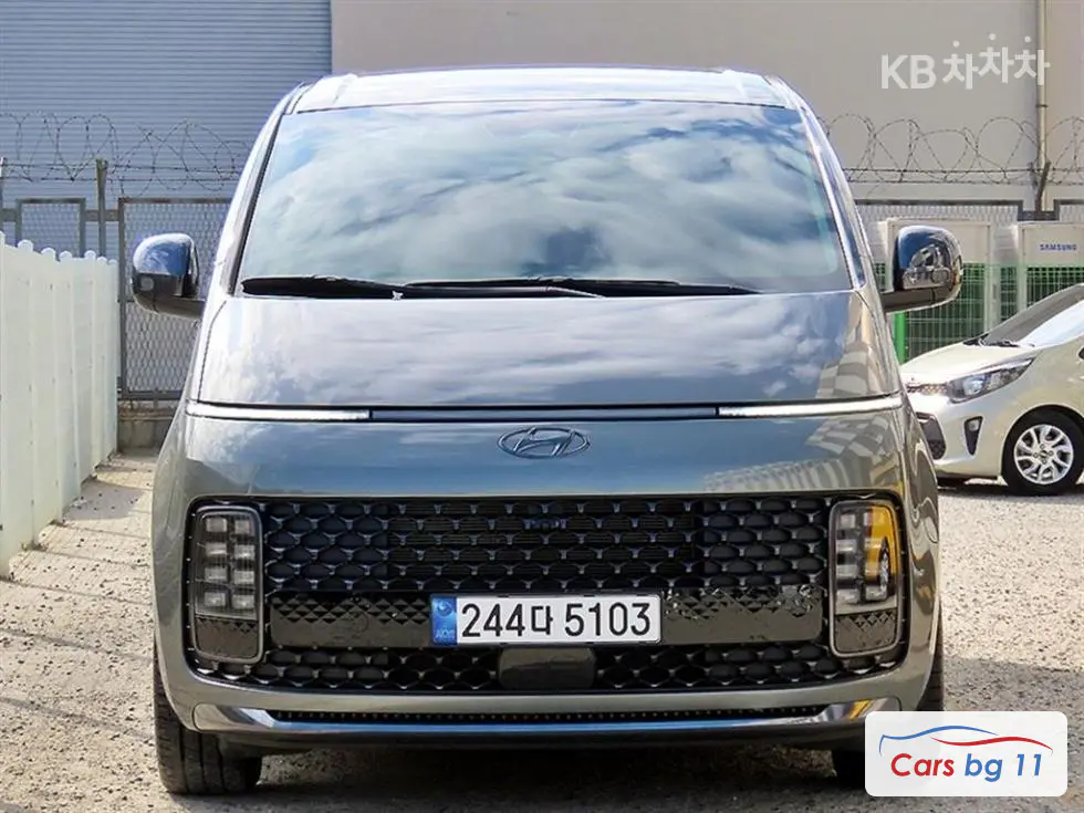 Hyundai Staria Lounge3.5 LPG Lounge 9 Inspiration