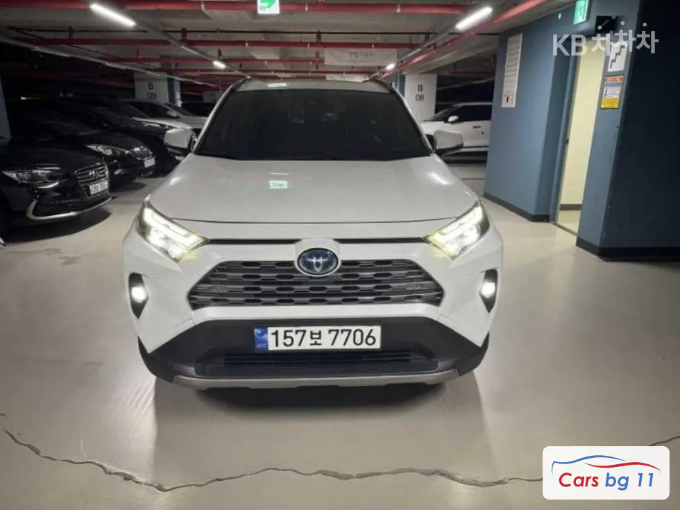 Toyota New RAV42.5L hybrid AWD Standard