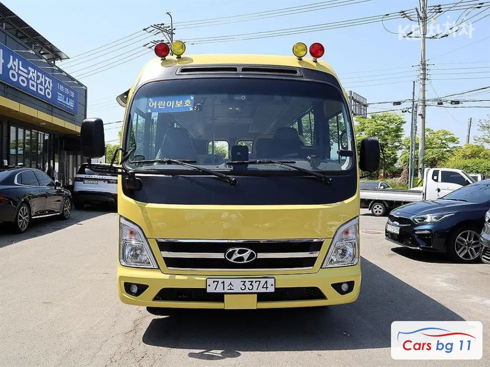 Hyundai 카운티 New 브리즈어린이버스 Long wheelbase 29-seater Deluxe