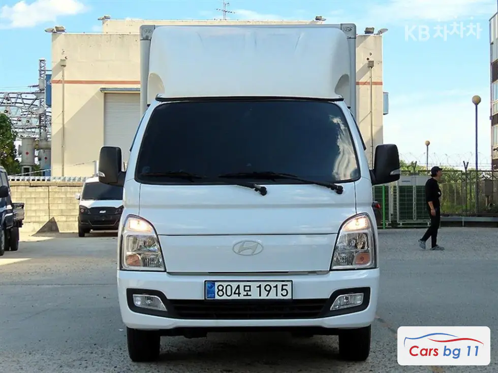 Hyundai Porter 2LPG Box Truck Extra Long Super Cab ModernPlus